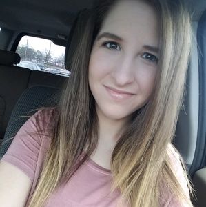 Meet your Posher, Jocelyn